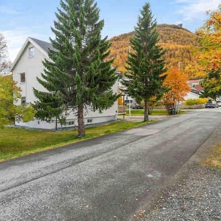 Fin Leilighet I Tromsdalen. Tromsø Exterior foto